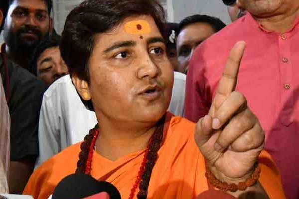 भोपाल से भाजपा उम्मीदवार प्रज्ञा पर मामला दर्ज