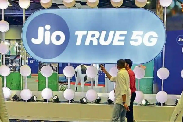 गुजरात बना 100 प्रतिशत जिला मुख्यालयों में जियो TRUE-5G सेवाएँ देने वाला भारत का पहला राज्य 