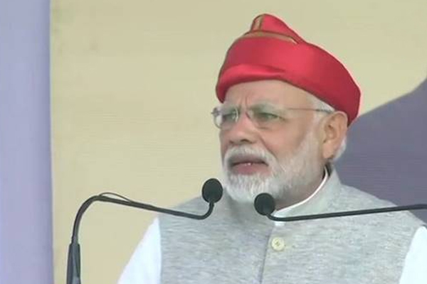 ‘ऐतिहासिक’ आरक्षण विधेयक झूठ फैलाने वालों को उचित जवाब : मोदी