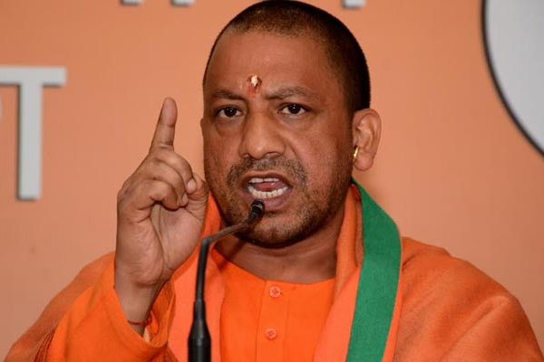 जवानों की तरह चिकित्सकों को भी लेना होगा मरीज को ठीक करने का जिम्मा : योगी