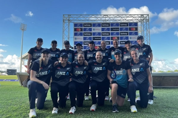 न्यूजीलैंड महिला टीम ने वेस्टइंडीज के खिलाफ 4-1 से जीती सीरीज