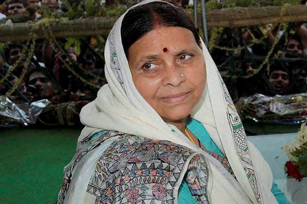 जद (यू) के आने की पहल पर महागठबंधन विचार करेगा : राबड़ी