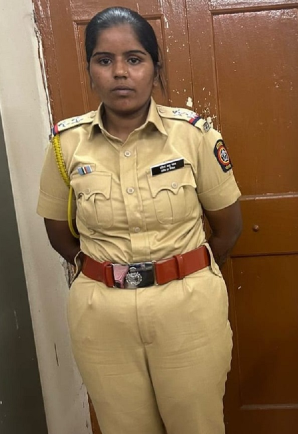 पुणे : क्लिनिक में जल्दी अपॉइंटमेंट पाने के लिए पुलिसकर्मी बनकर आई युवती गिरफ्तार