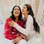 अभिनेत्री श्रीलीला ने मां को बताया अपना फुल टाइम एंटरटेनमेंट और सपोर्ट सिस्टम
