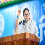 टीएमसी सांसदों की हिरासत पर भड़कीं ममता बनर्जी, कहा-यह लोकतंत्र है, भाजपा की निजी संपत्ति नहीं