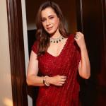 शाहरुख-गौरी की शादी की वजह बनीं नीलम कोठारी, एक्ट्रेस ने खुद खोला सालों पुराना राज
