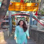 संदीपा धर ने श्रीनगर के शंकराचार्य मंदिर की 250 सीढ़ियां चढ़कर लिया आशीर्वाद
