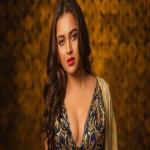 तेजस्वी प्रकाश ने तस्वीरों के जरिए दिखाई अपनी अब तक की शानदार जर्नी
