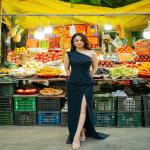 जब फिल्म अभिनेत्री संदीपा धर ने लोकल बाज़ार को ही बना दिया फैशन रनवे 