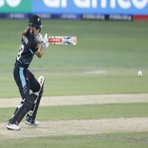 अमेलिया केर के नाम दर्ज हुआ वर्ल्ड रिकॉर्ड, यह कारनामा करने वाली बनीं पहली क्रिकेटर
