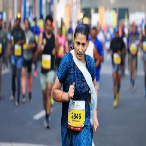 58 की उम्र में भी दौड़ का जुनून, 100 से ज्यादा रेस पूरी कर चुकीं बिमला बनवाला