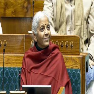 आर्थिक सर्वेक्षण 2026 : वित्त वर्ष 27 में भी काबू में रहेगी महंगाई, मेटल में तेजी से बना रहेगा जोखिम