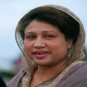 बेटे तारिक रहमान ने खालिदा जिया को दी श्रद्धांजलि, बोले, वो थीं प्यार करने वाली मां, जिन्होंने पूरी जिंदगी की बांग्लादेश के नाम