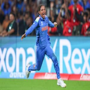 भारत बनाम श्रीलंका : टी 20 फॉर्मेट में हरमनप्रीत कौर ने रचा इतिहास, इस मामले में बनीं नंबर-1