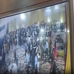 जम्मू-कश्मीर: शादी समारोह में फारूक अब्दुल्ला पर चली गोली, कई नेताओं ने की निंदा
