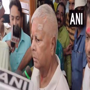लालू यादव ने की बाबा बासुकीनाथ धाम में पूजा,कहा -मोदी ने कोई काम नहीं किया सिर्फ झूठ बोला