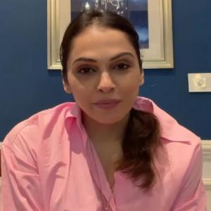 जिंदगी तय शेड्यूल की तरह नहीं चलती, इसलिए खुद को दोष न दें : ईशा कोप्पिकर