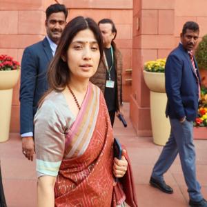 निर्मला सीतारमण ने बजट पर नहीं, बंगाल चुनाव पर की बात: डिंपल यादव 
