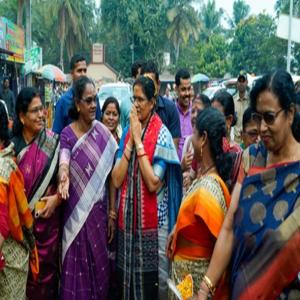 ओडिशा : उप मुख्यमंत्री प्रवती परिदा ने कारवां टूरिज्म लॉन्च किया
