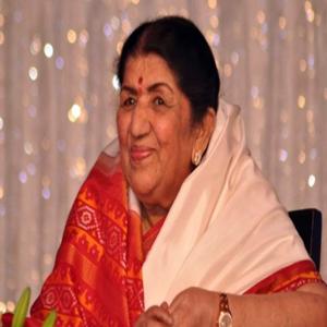 लता मंगेशकर की पुण्यतिथि पर सीएम योगी, धामी समेत कई नेताओं ने दी श्रद्धांजलि
