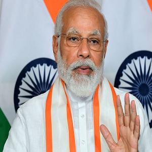 आयकर विभाग को अब आयकरदाता का सम्मान करना होगा : मोदी