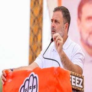 रायबरेली दौरे पर राहुल का सरकार पर प्रहार, बोले- महंगाई से आम आदमी बेहाल