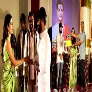 राजमौली ने शुरू की एनटीआर 30 की शूटिंग, जाह्न्वी का तेलुगू में डेब्यू