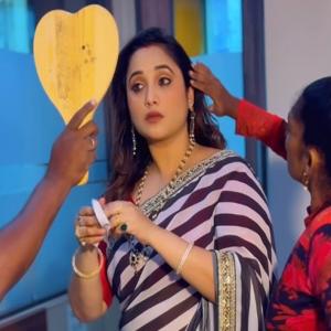 हसरतें सीजन 4 के लिए तैयार रानी चटर्जी, साड़ी पहन खुद की तारीफ में पढ़े कसीदे
