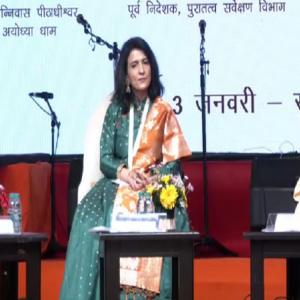 शब्दोत्सव 2026 : लेखिका अमी गणत्रा ने कहा- समाज को रामराज्य की ओर लेकर जाना है तो श्रीराम जैसा बनना पड़ेगा
