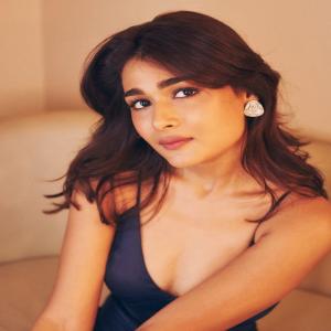 शालिनी पांडे ने बैंडवाले में मरियम बन शायरी को बनाया खामोश बगावत का सुर