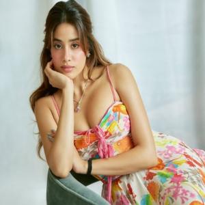 बचपन से एक्टिंग का था सपना, मां श्रीदेवी चाहती थीं कुछ और…जान्हवी को लेनी पड़ी पापा बोनी कपूर की मदद
