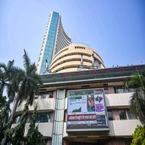 अमेरिका-ईरान में तनाव कम होने से शेयर बाजार में उछाल; सेंसेक्स 78,500 के पार