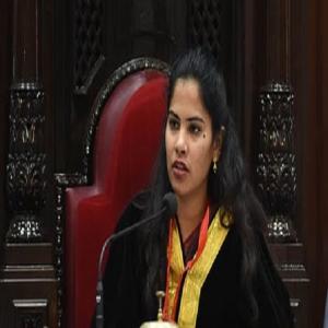 तमिलनाडु: चेन्नई की मेयर ने कमिश्नर से मुलाकात की, साइबर उत्पीड़न की शिकायत दर्ज कराई
