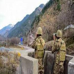पाकिस्तान के मियांवाली वायु सेना अड्डे पर आतंकवादी हमला, 3 आतंकवादियों की मौत 