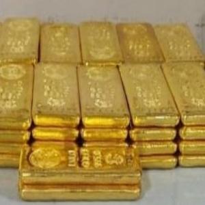 सरकार ने 15 बड़े बैंकों को 2029 तक सोना-चांदी आयात की दी मंजूरी