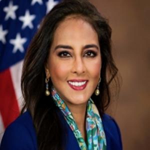 ट्रंप ने व्हाइट हाउस इवेंट में भारतीय मूल की नेता हरमीत ढिल्लों की तारीफ की
