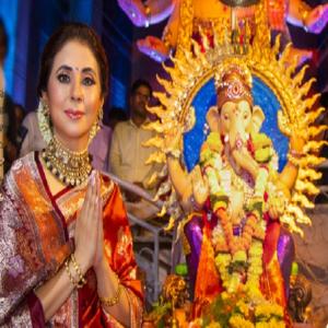 गणेश चतुर्थी पर मुंबई के पंडालों को मिस कर रहीं उर्मिला मातोंडकर, बोलीं- इस बार बस लोगों की सलामती की प्रार्थना