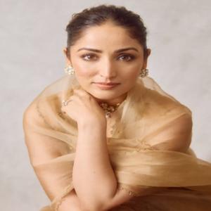 कृति सेनन से बेहतर होने की जंग में यामी गौतम की सफाई, कहा, ऐसे पीआर हथकंडे नहीं अपनाती
