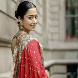 तुम जैसी हो, वैसी ही काफी हो...विमेंस डे पर रश्मिका मंदाना ने महिलाओं को दिया खास मैसेज
