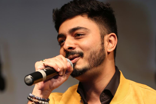 बॉलीवुड में 1 गीत पाने के लिए सैकड़ों बाधाएं पार करनी पड़ती हैं : अभय