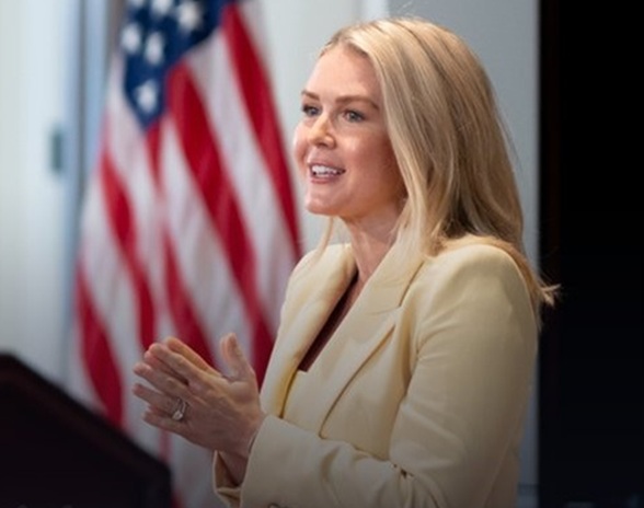 व्हाइट हाउस ने इमिग्रेशन कानून को लेकर राज्यों पर दबाव डाला