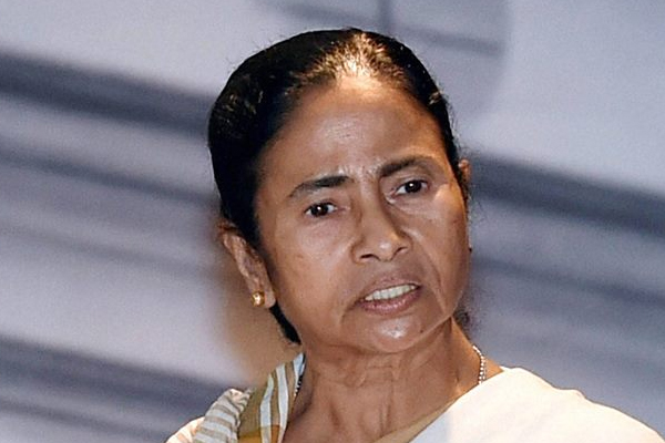 बंगाल सरकार प्रवासियों को शरण देने को तैयार : ममता बनर्जी