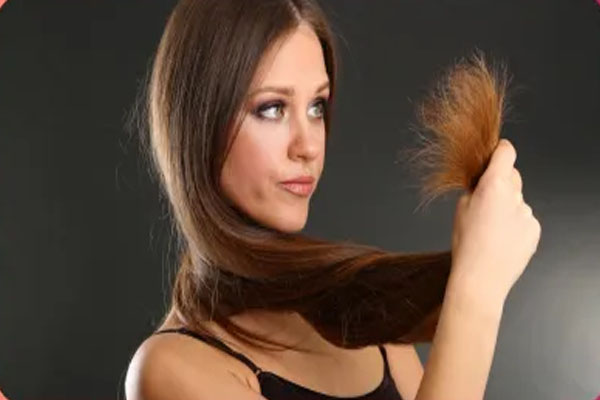 Beauty Tips: दो मुंहे बालों से बिगड़ रही है खूबसूरती, तो अपना लीजिए ये तरीका