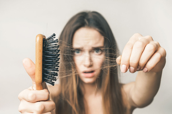Beauty Tips: बाल धोते समय न करें ये गलतियां, बढ़ जाएगी हेयर फॉल की समस्या