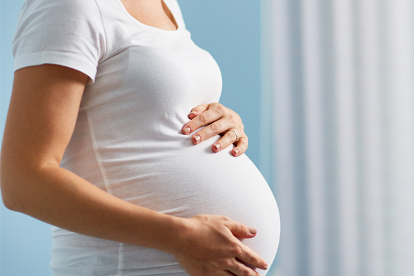 गर्भावस्था के दौरान कोविड-19 से स्वास्थ्य संबंधी गंभीर जोखिम बढ़ जाते हैं : शोध