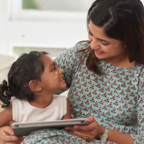 Parenting Tips: बच्चों का पढ़ाई से भटक रहा है मन, तो पेरेंट्स आज ही छोड़ें ये आदतें