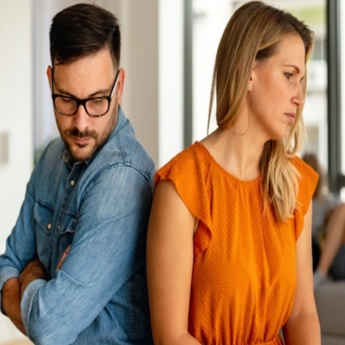 Relationship Tips: रिश्ते में बार-बार हो रही हैं गलतफहमियां? अपनाएं ये आदतें, बढ़ेगा प्यार और भरोसा
