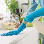 Cleaning Tips: घर को हमेशा रखना चाहते हैं साफ और चमचमाता, तो अपनाएं ये आसान क्लीनिंग हैक्स