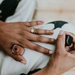 पैसे बचाने के लिए न लगाएं सस्ती नेल पॉलिश, होते हैं नुकसान