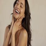 ग्लोइंग स्किन की चाहत कहीं पड़ न जाए भारी : आपकी ये 3 आदतें छीन रही हैं चेहरे का कुदरती निखार